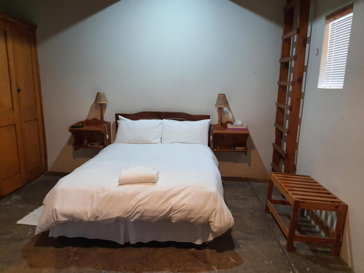 Lord Fraser Guest House Wepener Екстериор снимка