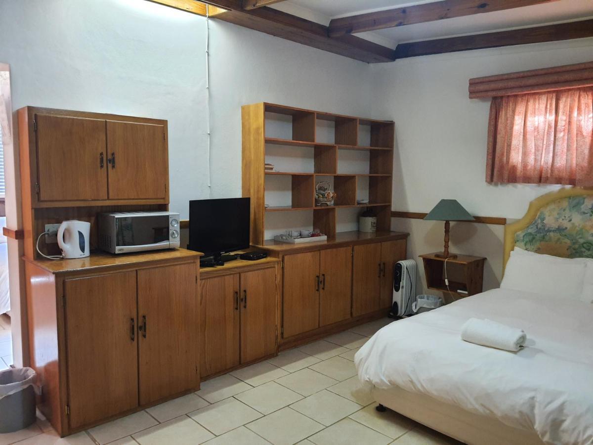 Lord Fraser Guest House Wepener Екстериор снимка