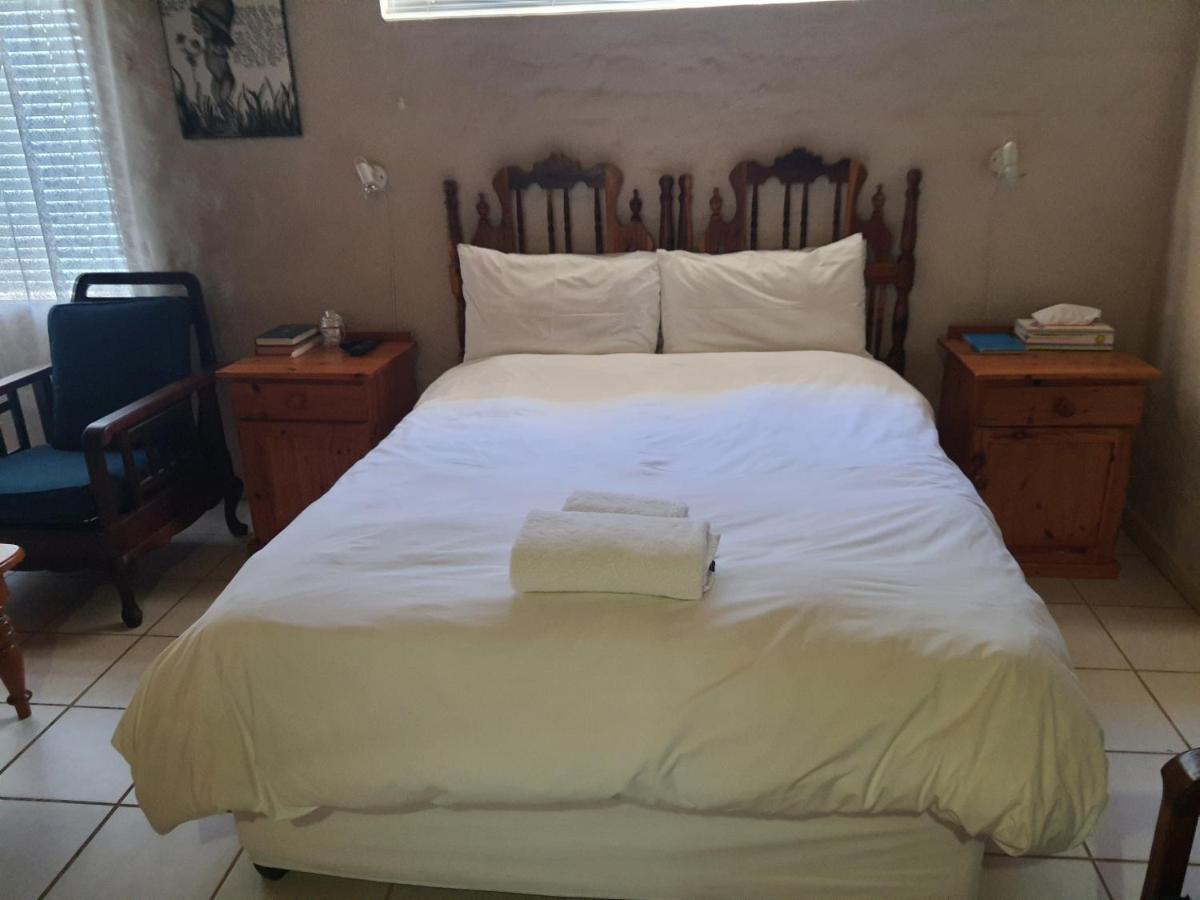 Lord Fraser Guest House Wepener Екстериор снимка