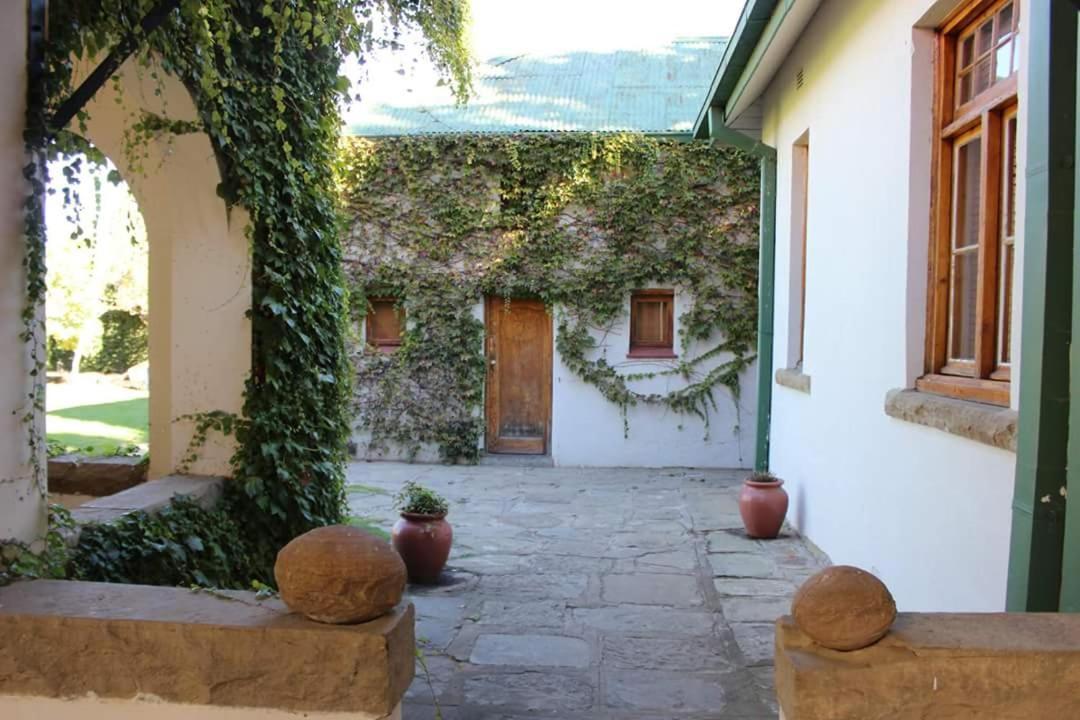Lord Fraser Guest House Wepener Екстериор снимка